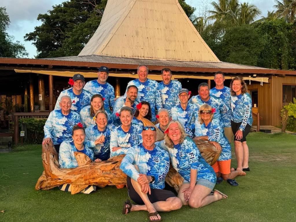 Picture of the folks who went with us as part of the Crystal Blue Diving trip