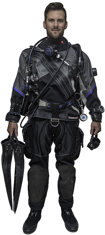 example of a diver in GUE standard equipment